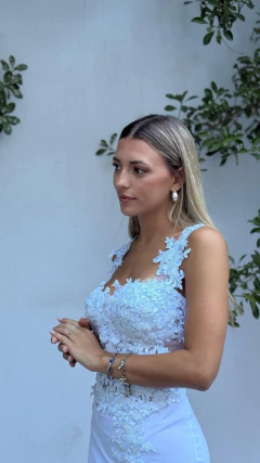 VESTIDO MARIA CLARA CON COLA (VE120) en internet