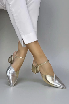 Scarpin Olga Dourado e Prata - comprar online