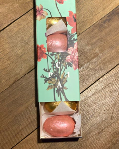 Cajita Pola con huevos de pascuas - comprar online