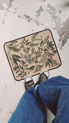Green leaves