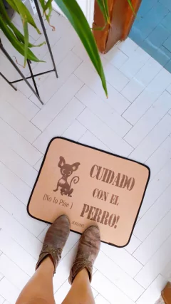 Diseño Cuidado con el Perro