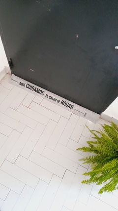 Funda aquí cuidamos el calor de hogar!