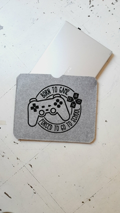 FUNDA NOTEBOOK 14" BORN TO GAME