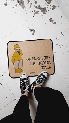 Diseño Homero Toalla en internet