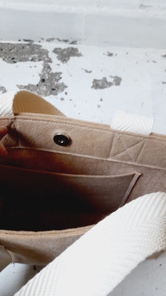 BOLSO BANDOLERA SUMMER ARENA con manija Negra - tienda online
