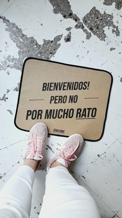 BIENVENIDOS POR UN RATO en internet