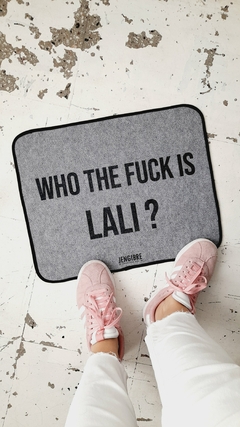 WHO THE FUCK IS LALI en internet