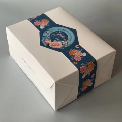MINI PACK x 2 u DELY 17 sin visor (17x22x10 cm) con faja Ilustrada "Feliz Día - Flowers" - tienda online