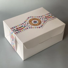 Imagen de MINI PACK x 2 u DELY 30 sin visor (30x22x10 cm) con faja Ilustrada "Feliz Cumple - Globos"