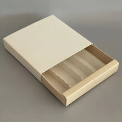 MINI PACK x 2 u CAJONERA SIMPLE BLANCA CON DIVISIONES (17x17x3 cm) BOMBONES /CHOCOLATES - Nueva! con Cajón color natural