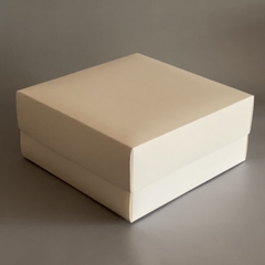 Pack x 2 u M TAR TAPA CARTULINA BLANCA SIN VISOR (25x25x11 cm) CAJA PARA TORTAS / TARTAS - comprar online