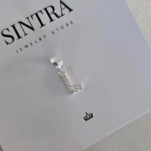 Dije "L" con engarce