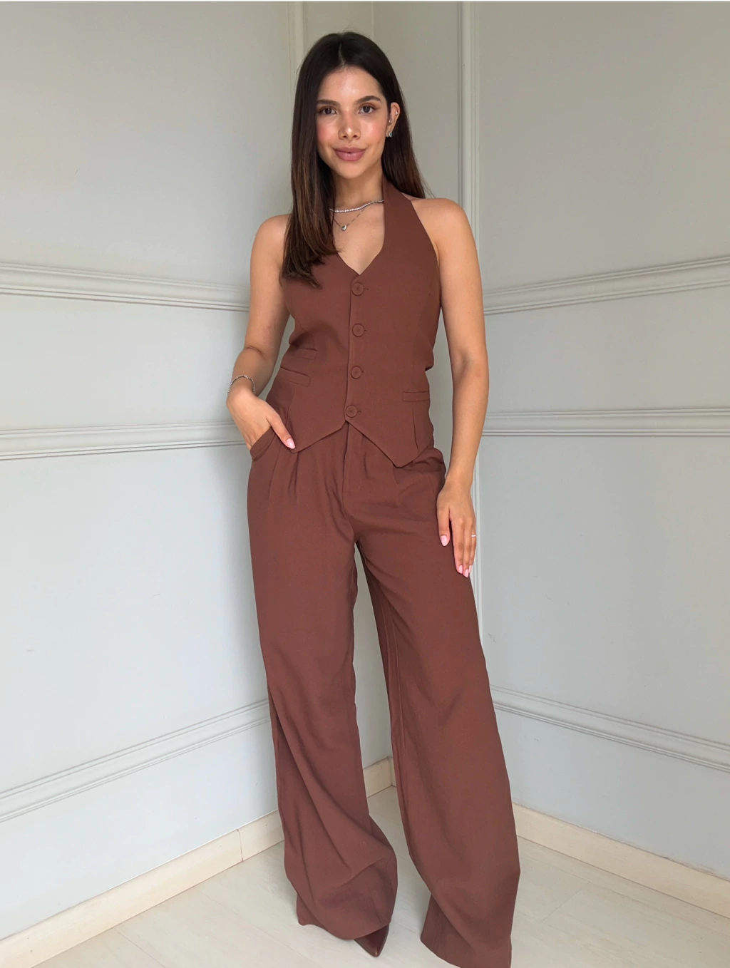 CONJUNTO TARA MARROM
