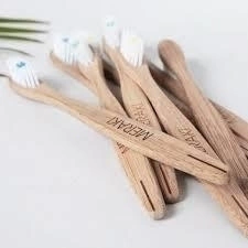 Cepillos de dientes de Bamboo. MEDIO. Meraki