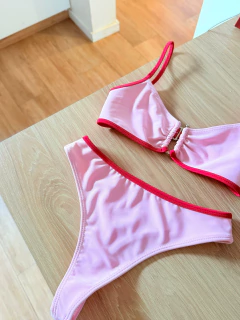 Bikini Capri en internet