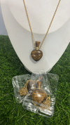 Colar difusor olho de tigre banho dourado aço inox