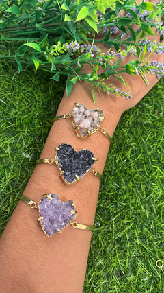 Pulseira com detalhe drusa coração