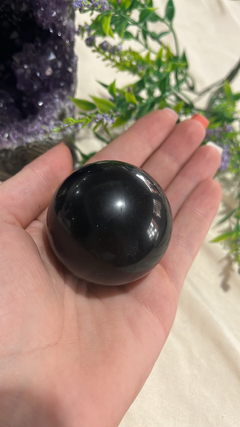 Esfera obsidiana negra