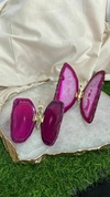 Borboleta Ágata rosa com acabamento dourado