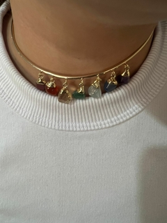 chocker aro 7 chakras banho dourado