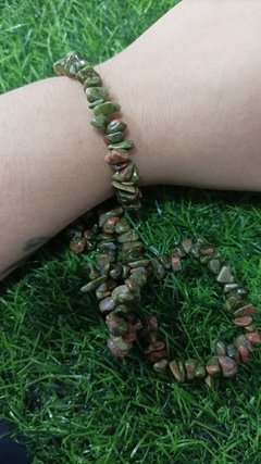 Pulseira unaquita cascalho
