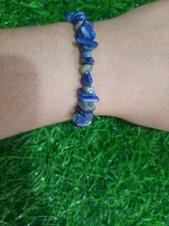 Pulseira cascalho Lápis Lázuli - comprar online