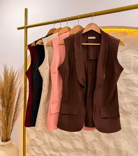 Colete Risca de Giz - EM VÁRIAS CORES (Veste 40/42) - comprar online