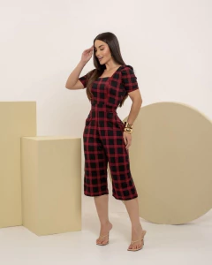 Macacão Pantacourt Juliana - Xadrez Vinho (Veste 38/40) - comprar online