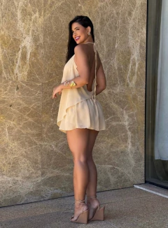 Conjunto Blusa + Short Saia - Bege (Veste 36/38) na internet