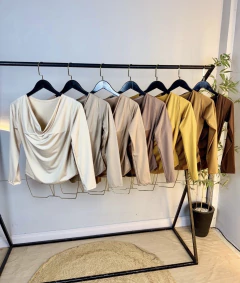 Blusa de Microfibra - EM VÁRIAS CORES (36/42) na internet