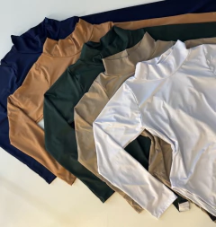 Imagem do Body Manga Longa com Gola Alta (Veste 38/42)