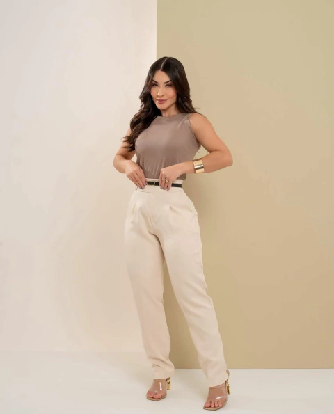 Calça Alfaiataria + Cinto (Veste 38) - comprar online