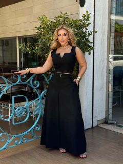 Conjunto Cropped + Saia Ellegant - Preto (Veste 40/44) - Loja Girls Chick