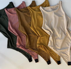 Body Poliamida Regata - EM VÁRIAS CORES (Veste 38/42) - Loja Girls Chick