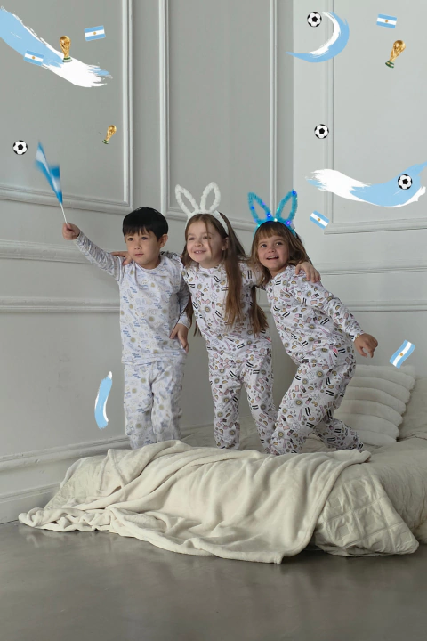 SET PIJAMADA MUNDIAL