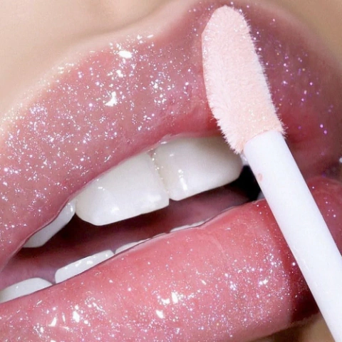 gloss-maça-14-glitter-latex-max-love