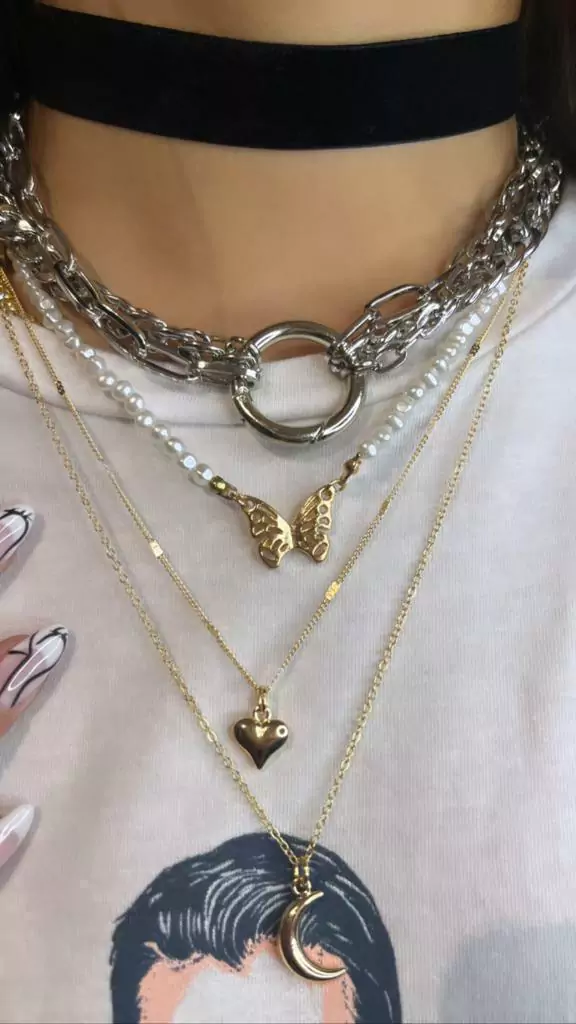 Collar Sky thumbnail 2