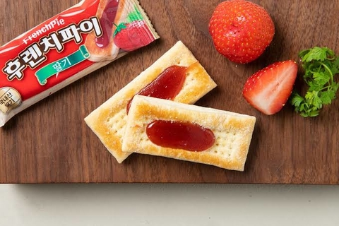 FRENCH PIE TORTINHA FOLHADA COM MORANGO - 1 UNIDADE