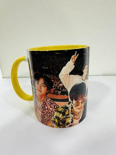 CANECA BTS AMARELO na internet