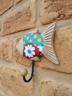 CABIDE PEIXE PATCHWORK TURQUESA E CEREJA na internet