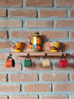 MINI PRATELEIRA PORTA CANECAS BULE TONS TERROSOS
