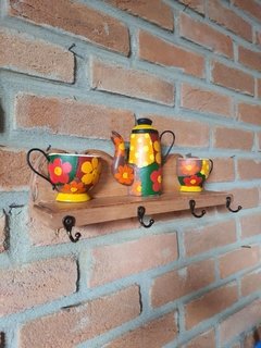 MINI PRATELEIRA PORTA CANECAS BULE TONS TERROSOS na internet
