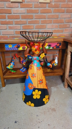 BONECA FRUTEIRA 85 CM CESTA NA CABEÇA na internet