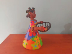 BONECA FRUTEIRA "SLIN" P CABELO TERERÊ - Porão da Arte - Lécio e Alcinéia