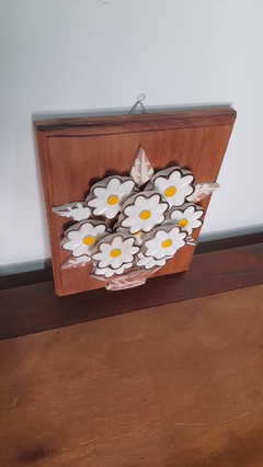 Kit 3 Quadros Flores Brancas Madeira 20X25cm na internet