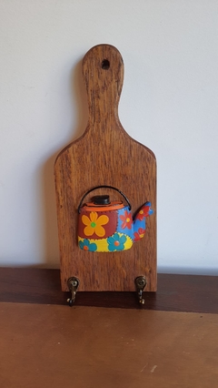 Tábua Decorativa na Cor da Madeira com 2 Ganchos - comprar online