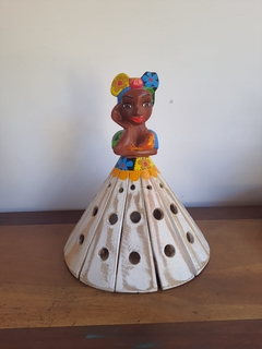 Boneca Luminária em Madeira 30cm Turbante Saia em Pátina