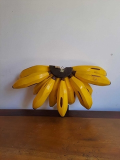 Penca de Banana Amarela em Madeira - loja online
