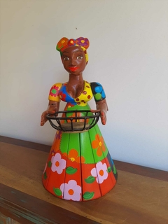 Boneca Fruteira 50 CM Turbante Colorida