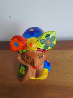 Boneca Namoradeira Turbante 20 cm pele natural - Porão da Arte - Lécio e Alcinéia